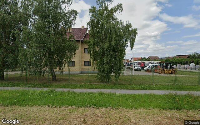Zgrada, Dvor – Podravska Slatina