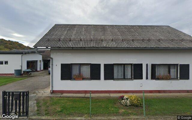 Oranica, Dvorište, Zgrada i ostalo – Dubrava