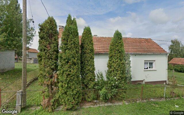 Kuća, Dvorište – Globočec
