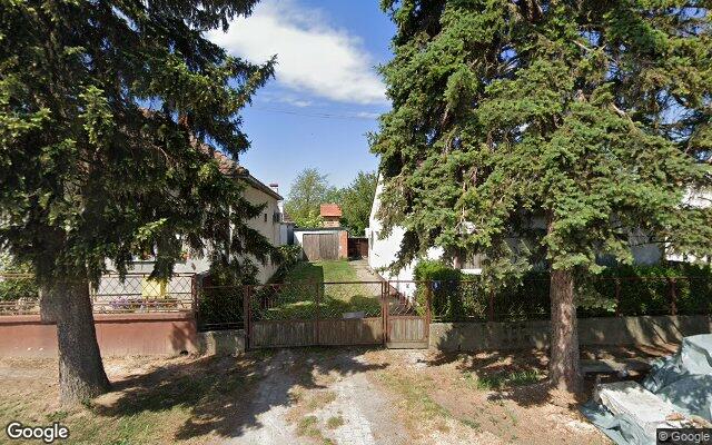 Kuća, Dvorište – Jarmina